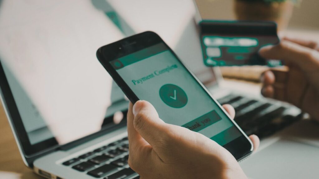 Challenger Banking image MOM